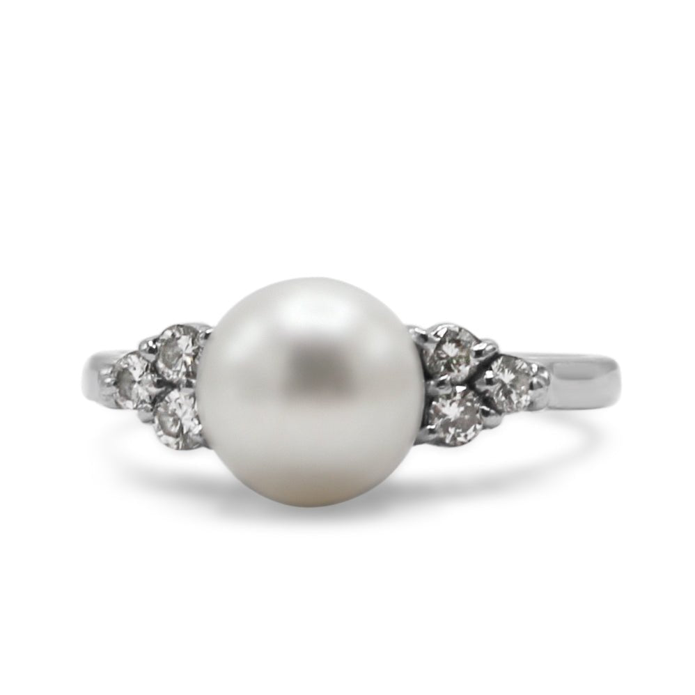 used 18ct White Gold Cultured Pearl & Diamond Ring