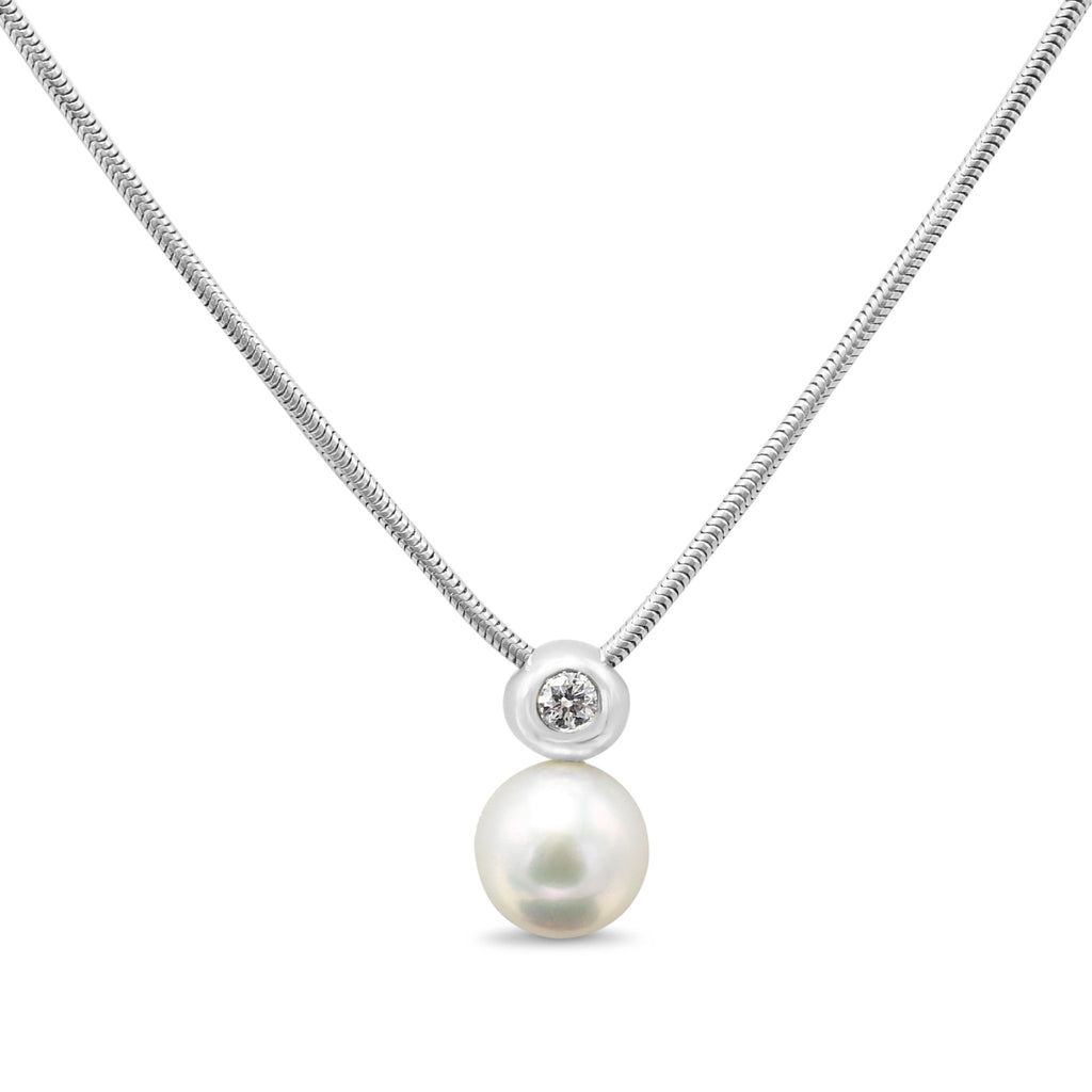 used BOODLES 18ct White Gold Diamond & Pearl Pendant Necklace