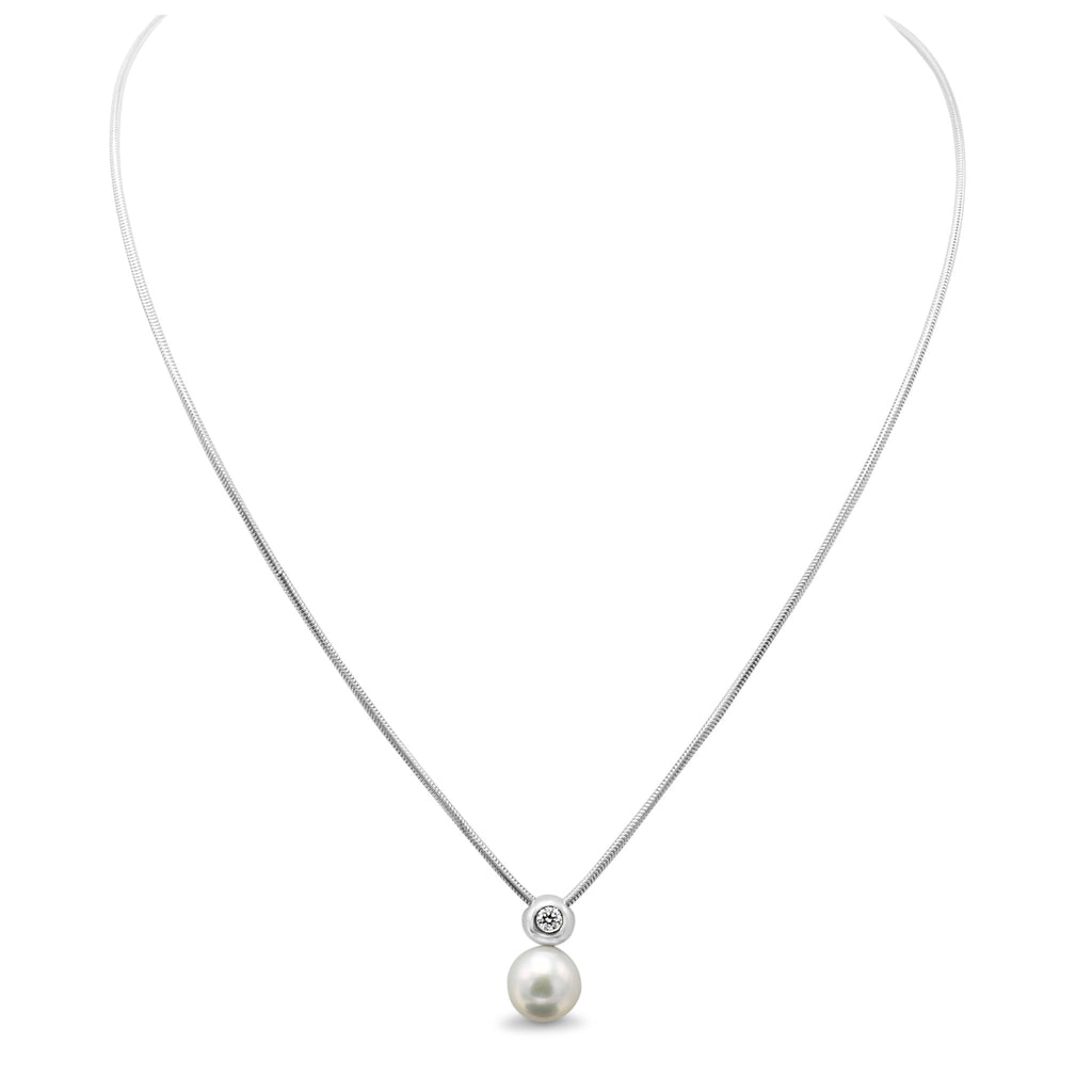 used BOODLES 18ct White Gold Diamond & Pearl Pendant Necklace