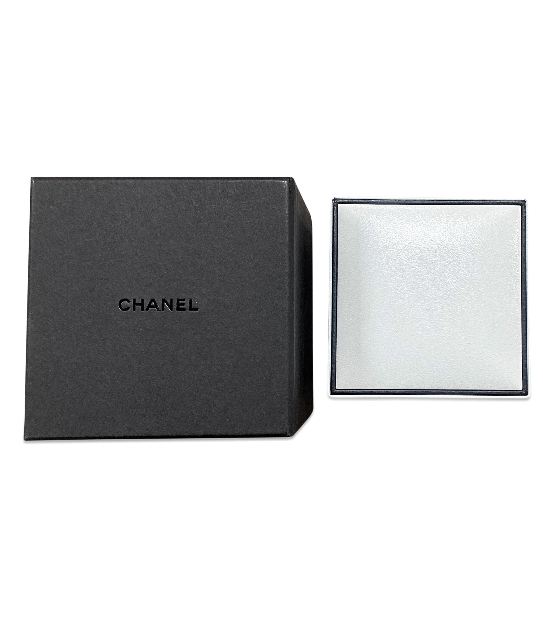 Coco Chanel Rings Sizes Pre-Owned Chanel Coco Crush Ring Size 56 - 18ct Gold I S&R
