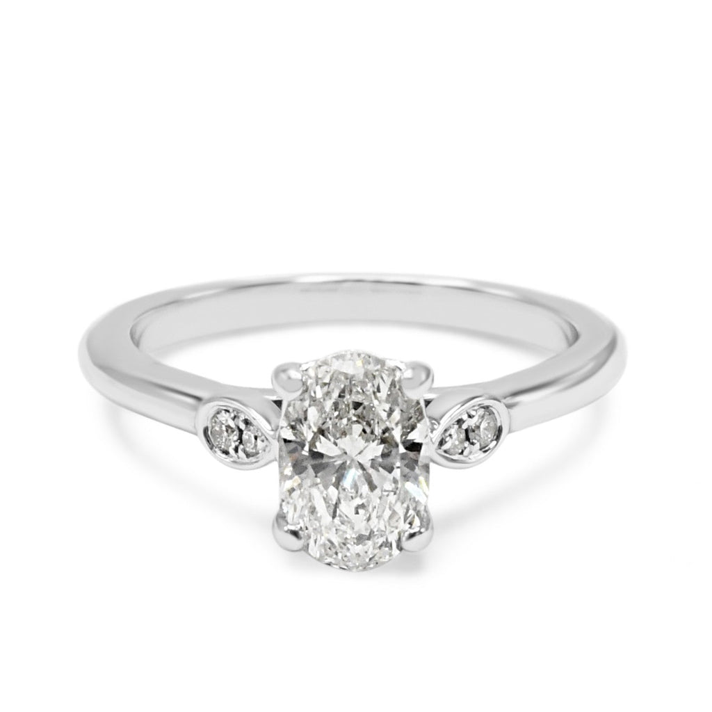 used GIA Certificated Primrose Solitaire Oval Diamond Ring - 18ct Gold