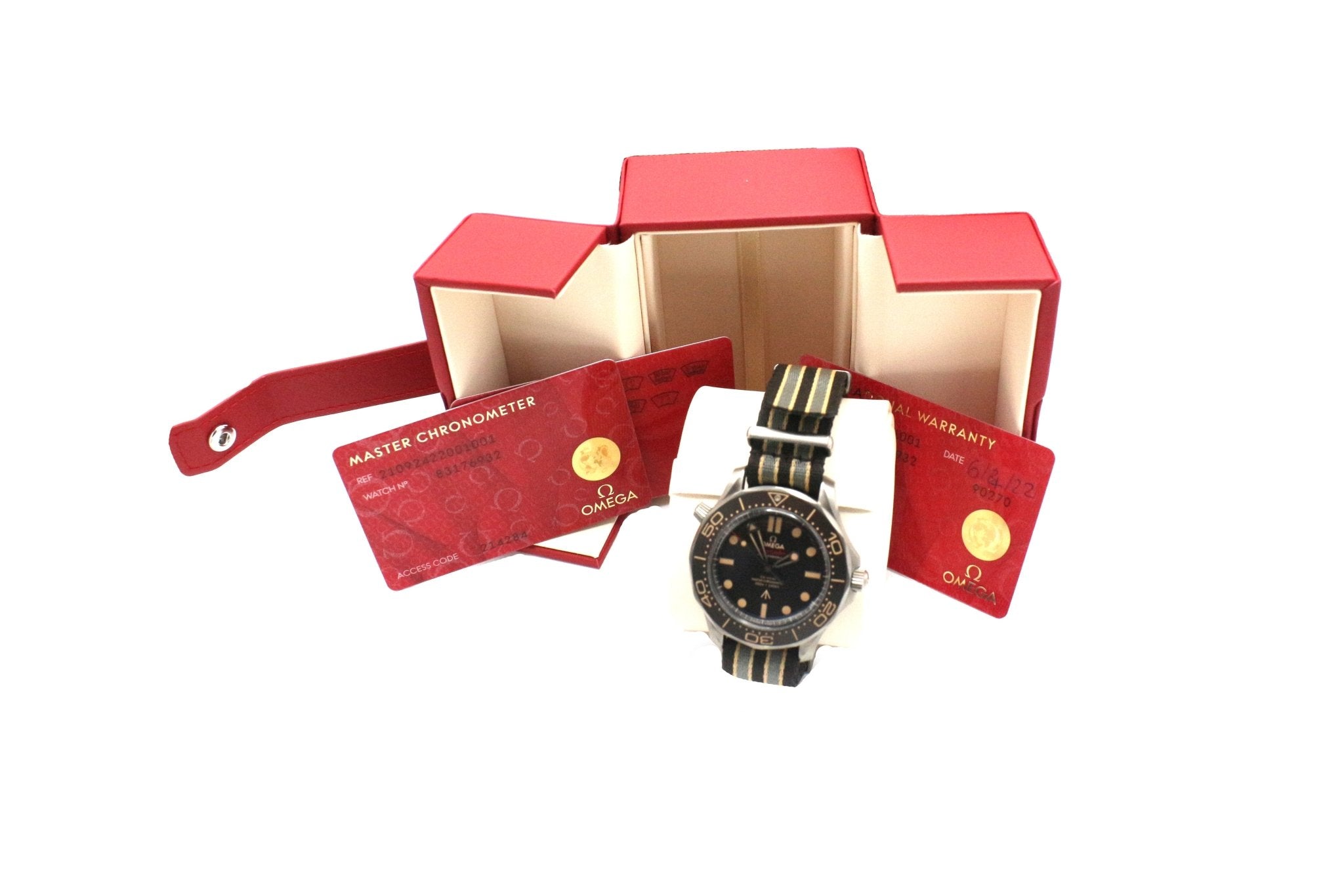007 Sea Pre-Owned Omega Seamaster Diver James Bond 007 Watch I S&R