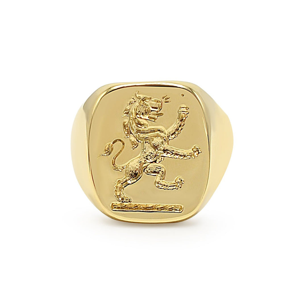 used Rampant Lion Crest Signet Ring - 14ct Yellow Gold