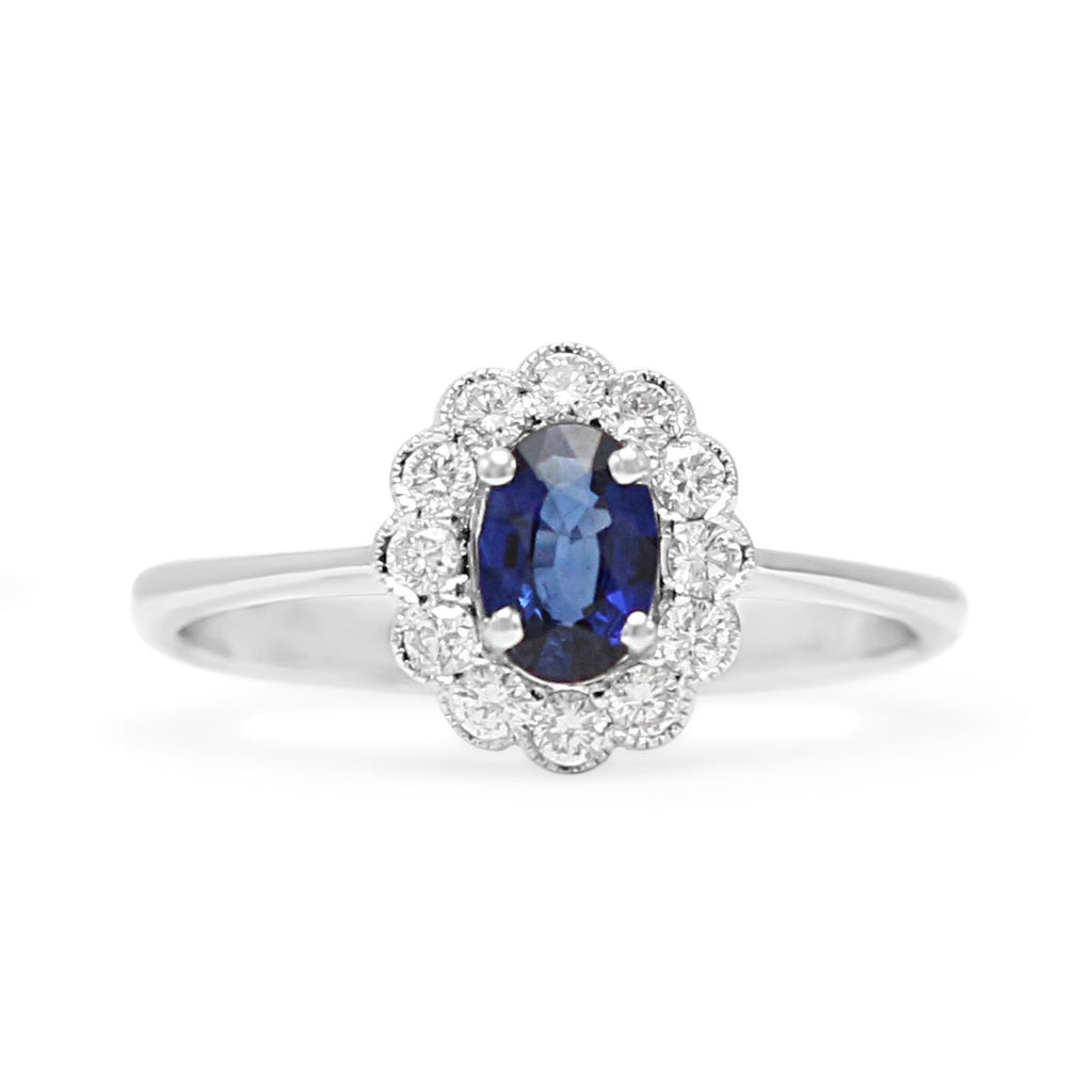 used 18ct White Gold Diamond & Sapphire Cluster Ring