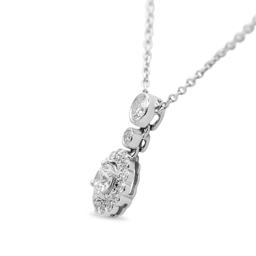 used 18ct White Gold Diamond Drop Necklace 17"