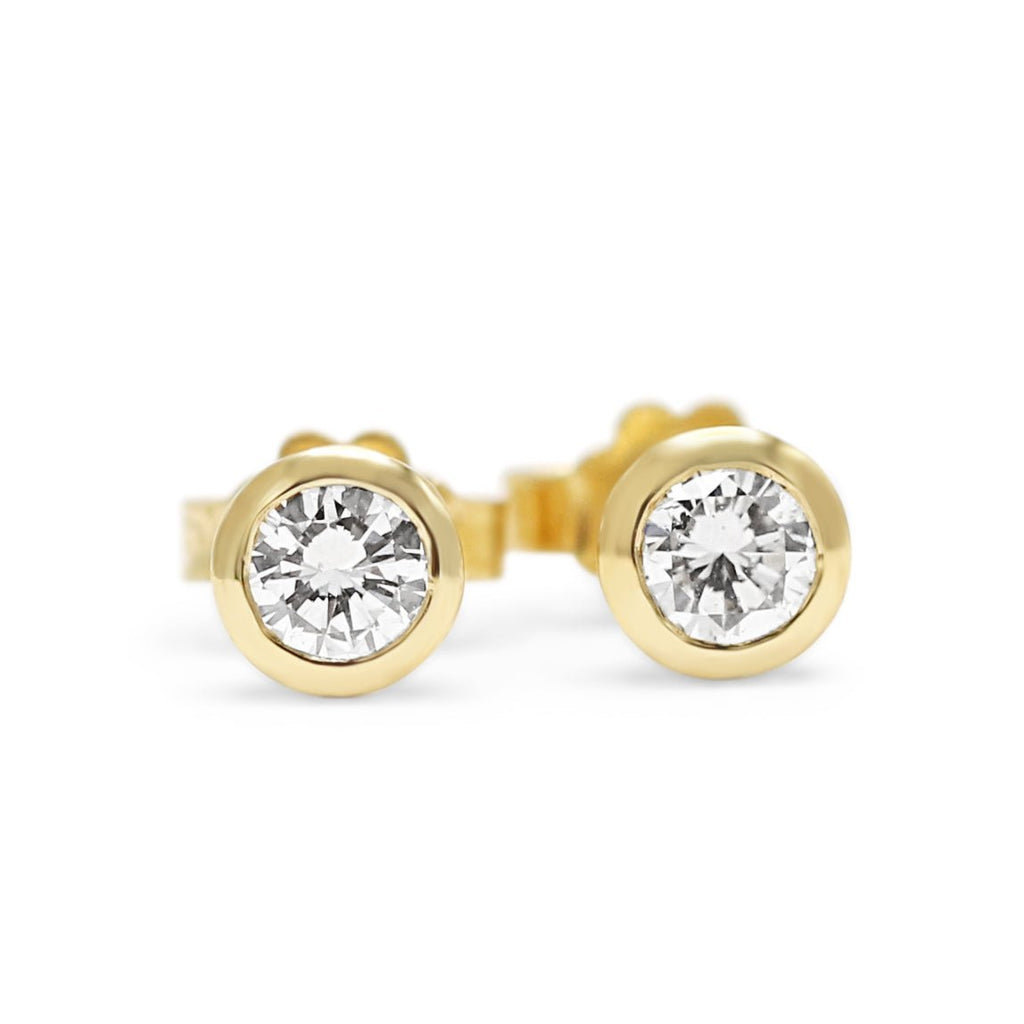 used 18ct Yellow Gold Solitaire Diamond Stud Earrings