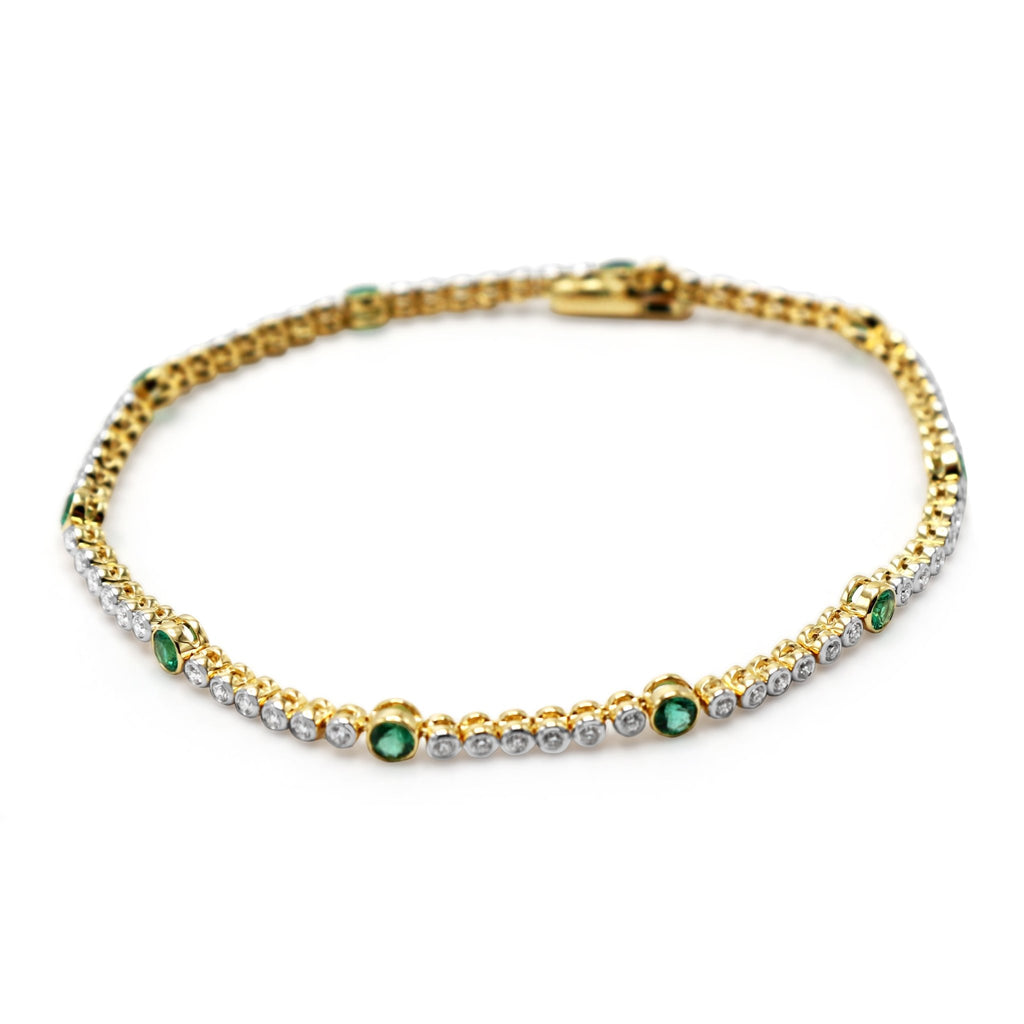 used Diamond And Emerald Bracelet - 18ct Yellow Gold