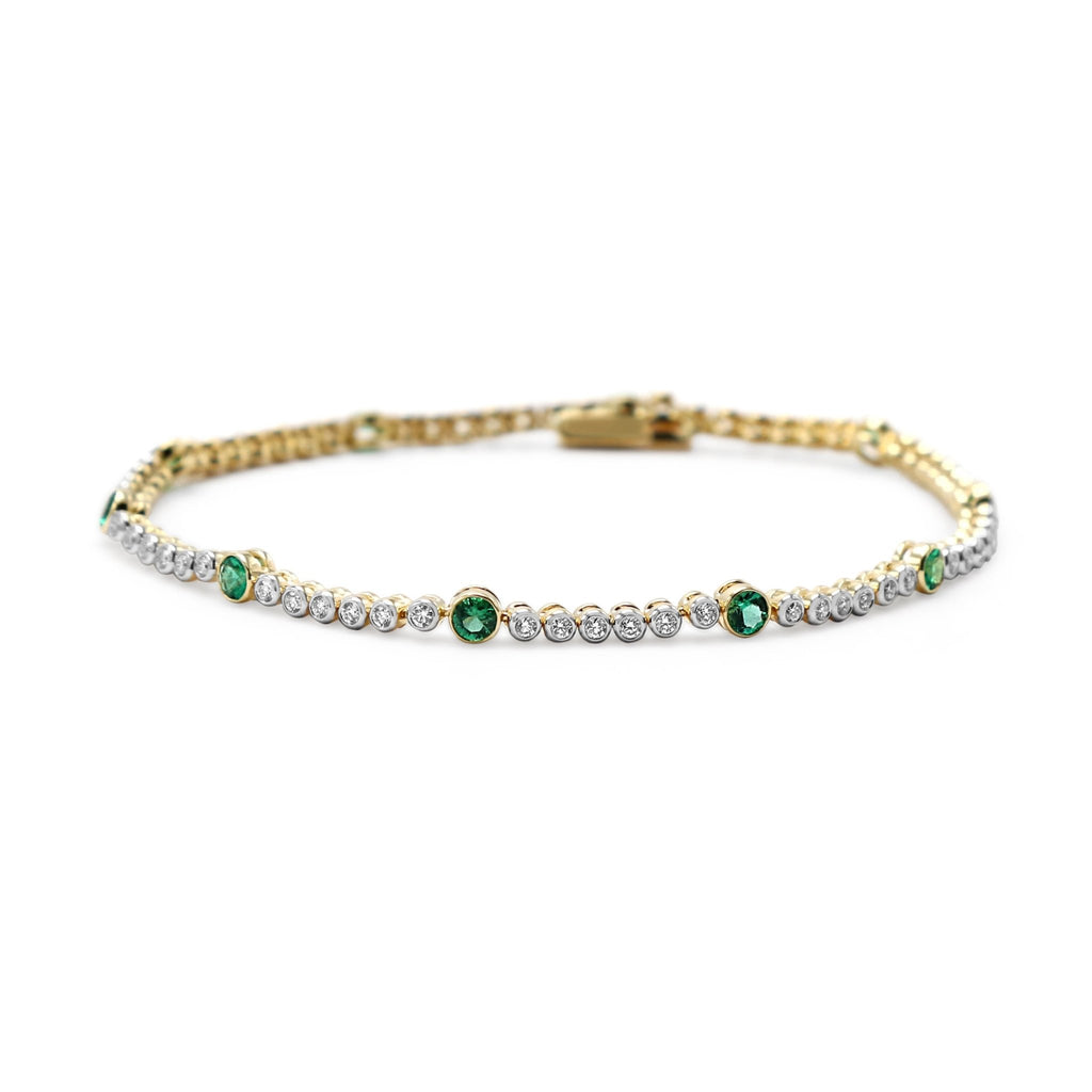 used Diamond And Emerald Bracelet - 18ct Yellow Gold
