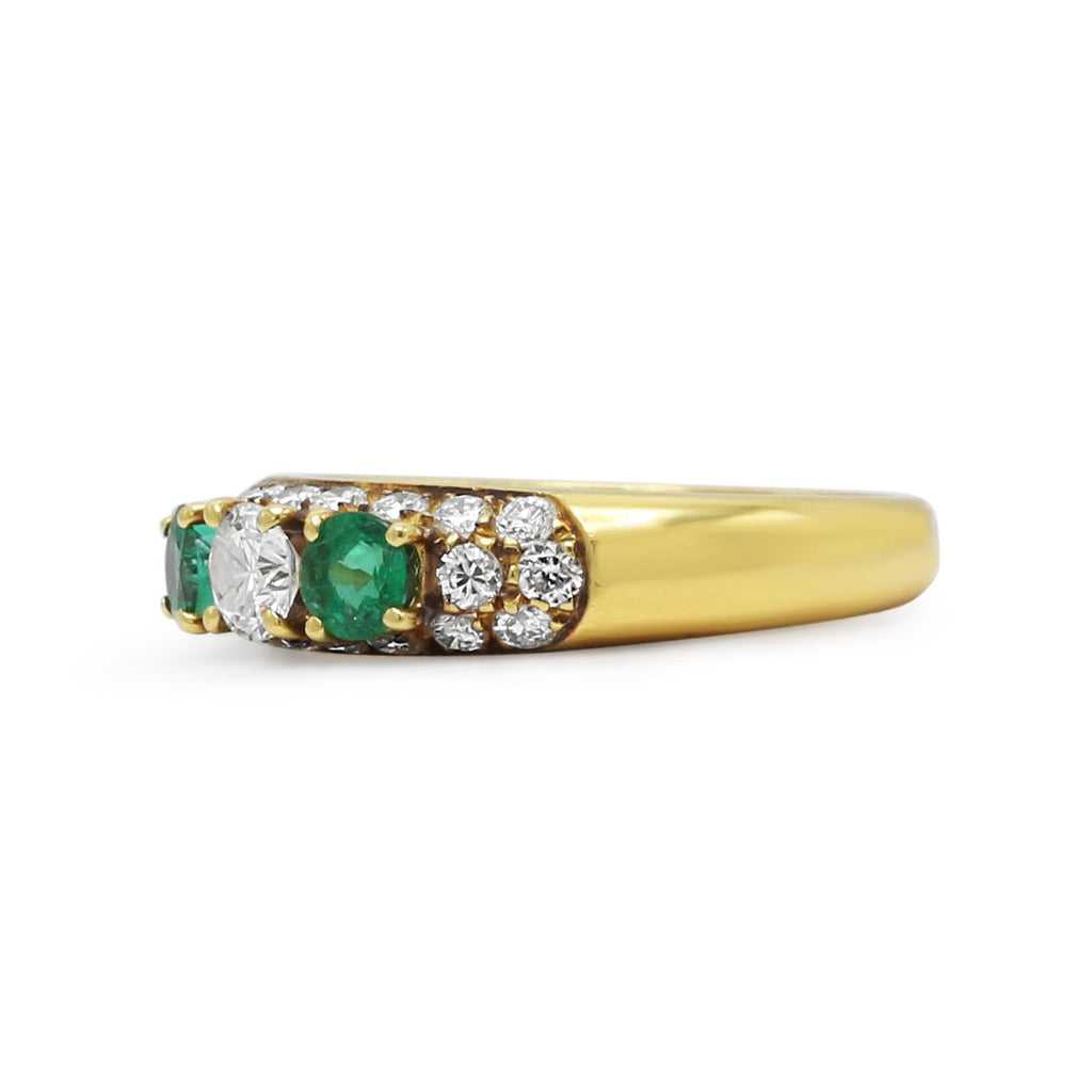used Diamond & Emerald Ring - 18ct Yellow Gold