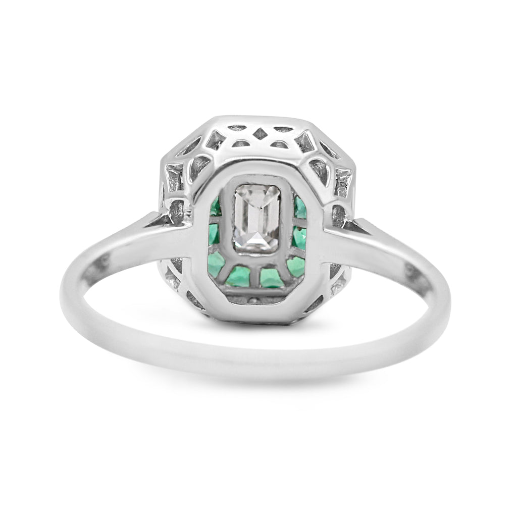 used Diamond & Emerald Target Cluster Ring With Diamond Shoulders In Platinum