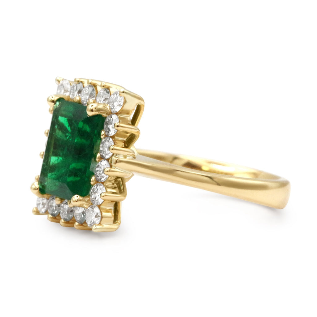 used GCS Certificated Colombian Emerald & Diamond Cluster Ring